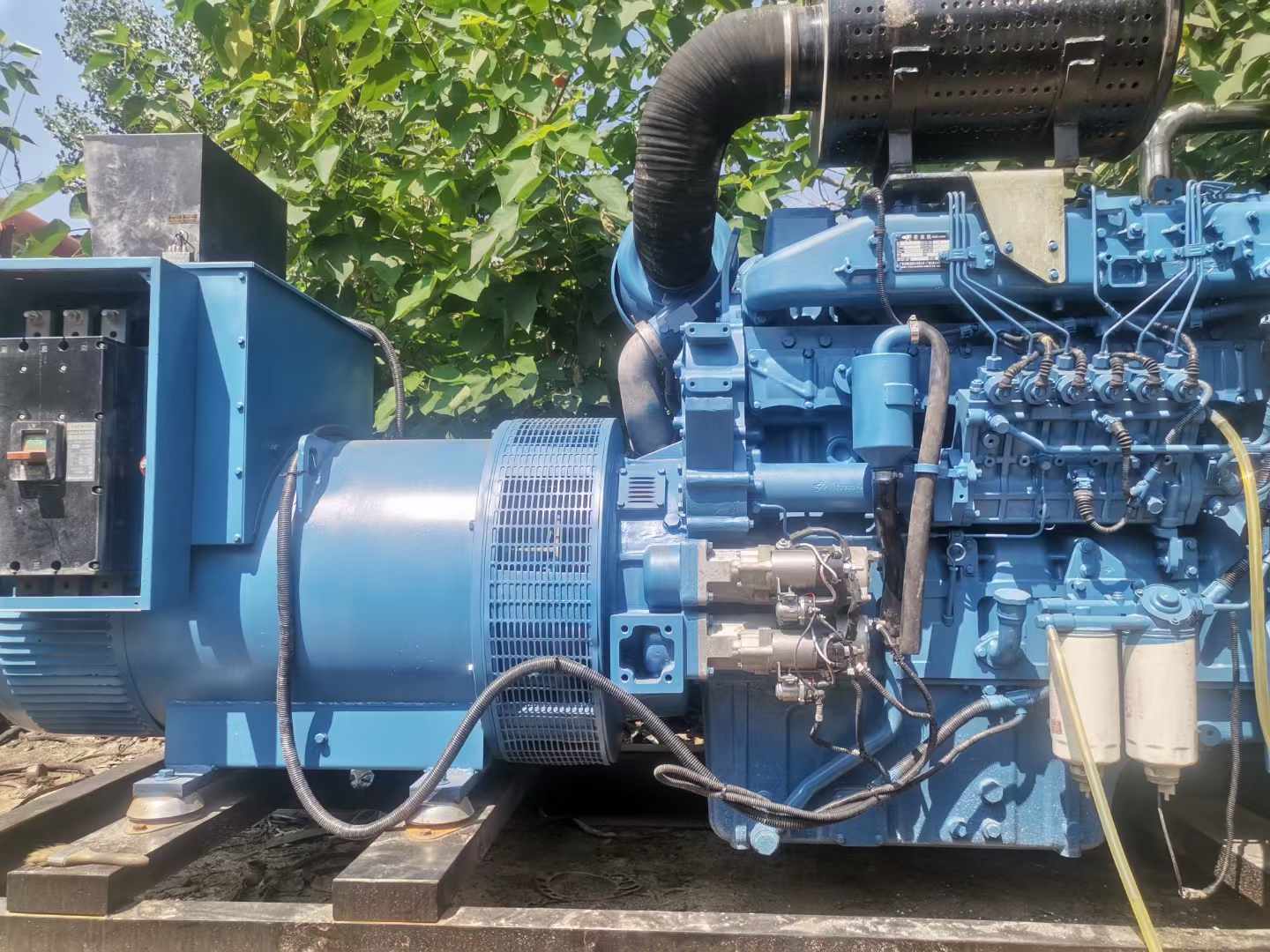 南开详细说明降低 800kW 柴油发电机输出电流波动的方法